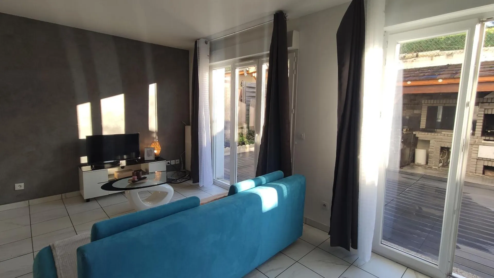 Serenity House - Geneva Luxe Calm Confort 8 Pers - Viadora Beaumont  France