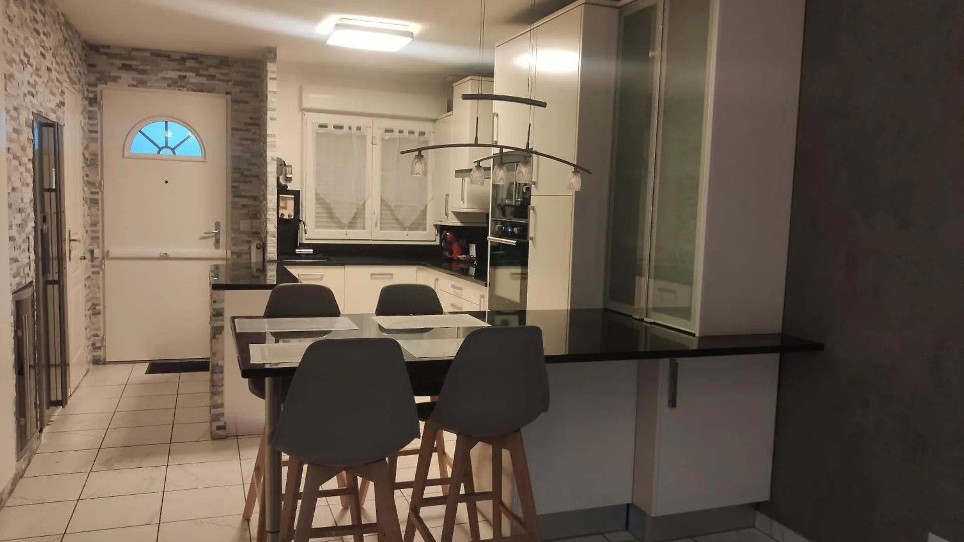Casa vacanze Serenity House - Geneva Luxe Calm Confort 8 Pers - Viadora Beaumont